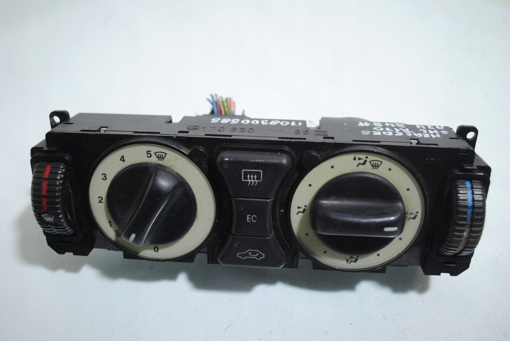 фото №1, Панель обдув кондиционера mercedes slk r170 1708300585