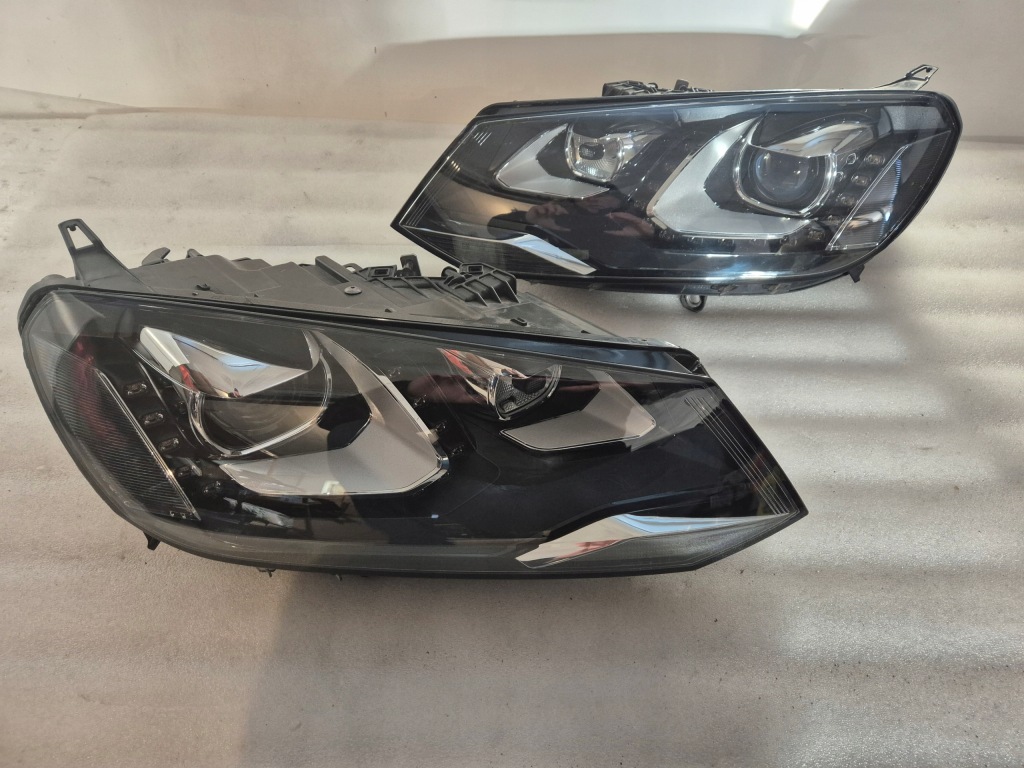 фото №1, Vw touareg ii 7p лампы ксенон przed lift комплект поворотные 7p