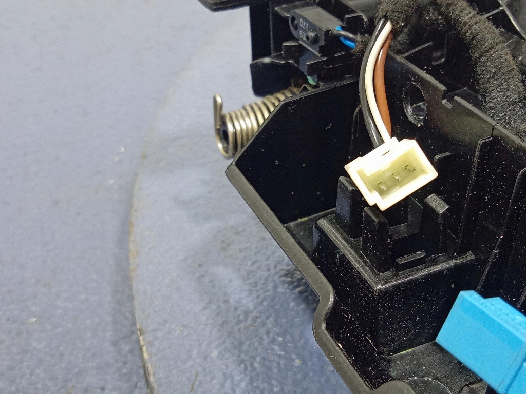 Bmw ix i20 підлокітник тунель середнього 1431317 Зі Шроту