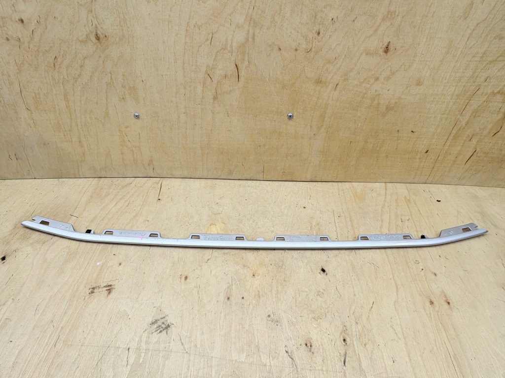 Купити Peugeot 301 молдинг решітка бампера решітка 9676949077