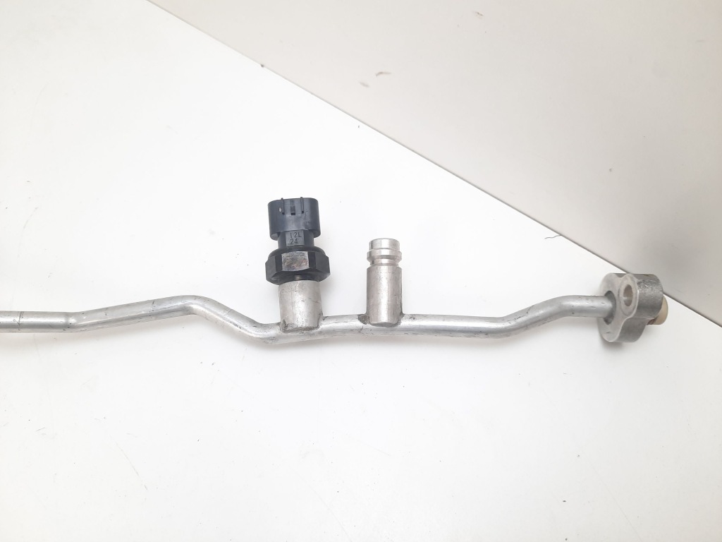 фото №11, 2010 land rover range rover sport l320 шланг кондиціонера 4990007141