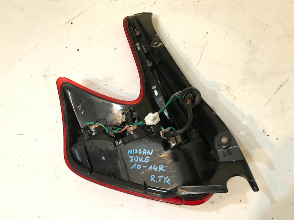 фото №6, Лампа правый правая задняя nissan juke 10-14r