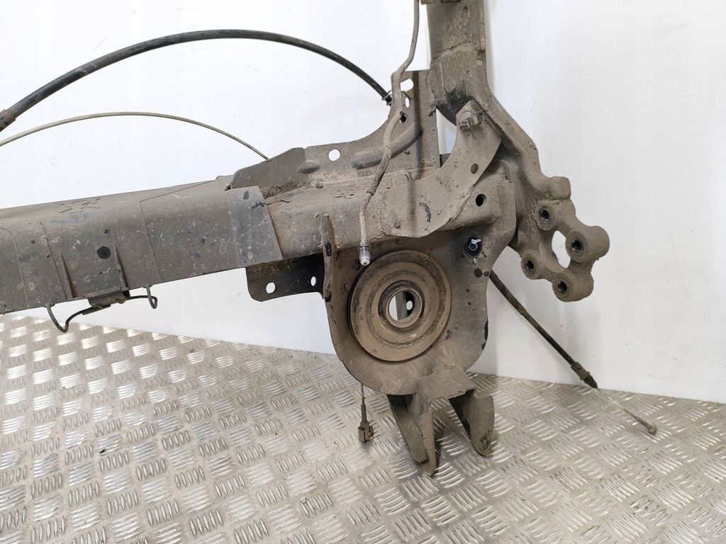 фото №10, Opel vivaro 2016 балка osi задній