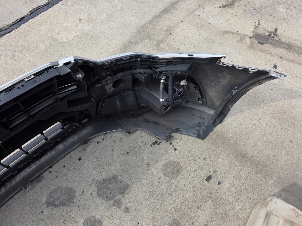 фото №15, Бампер перед kompletny audi a6 c7 s line омыватель 4 x pdc оригинал lx7w !!!