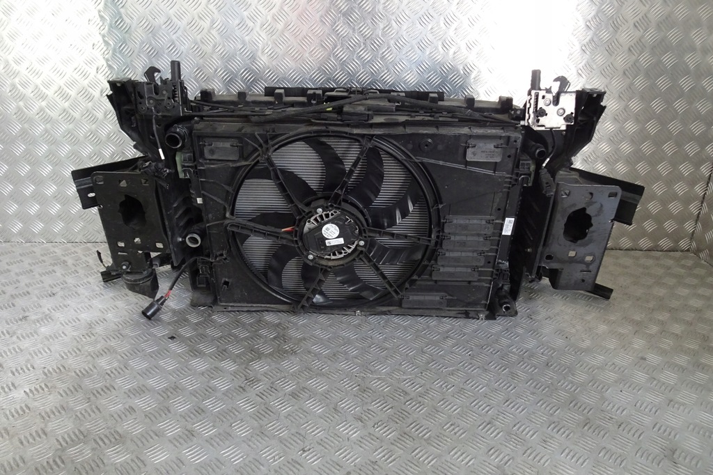 фото №13, Vw taigo r-line 1.0 tsi - kompletny перед