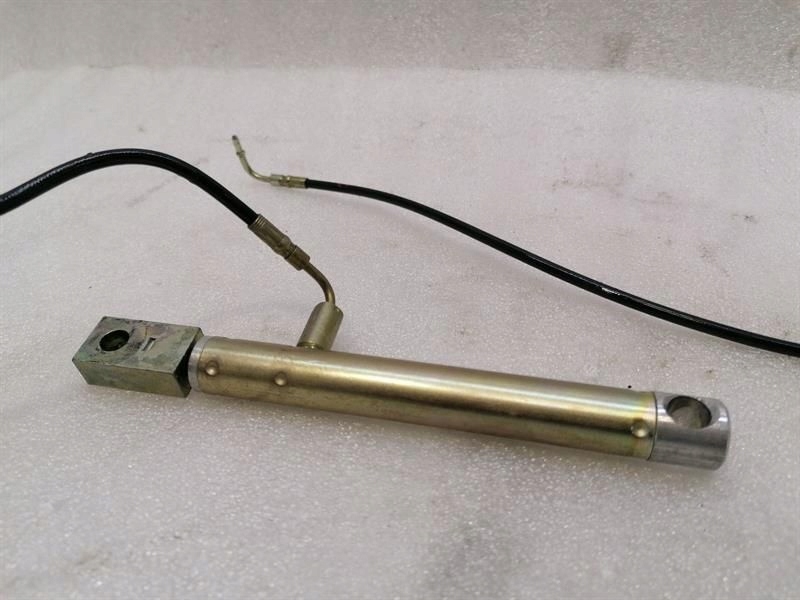 Mercedes-benz різні a2308001472 Ціна