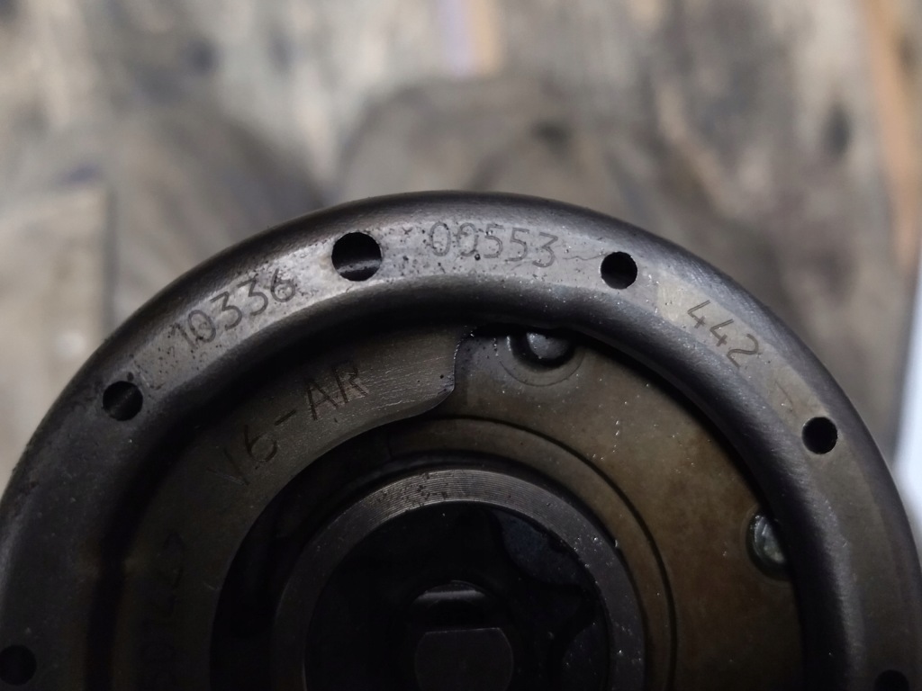 Vanos правий - з вал розподільного валу | a2760501447 Недорого