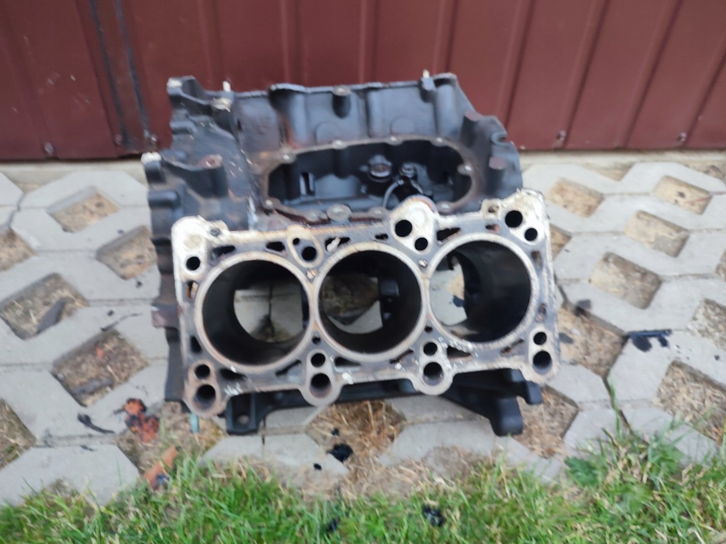 фото №1, Блок двигателя audi 2.8 v6 078103021ae