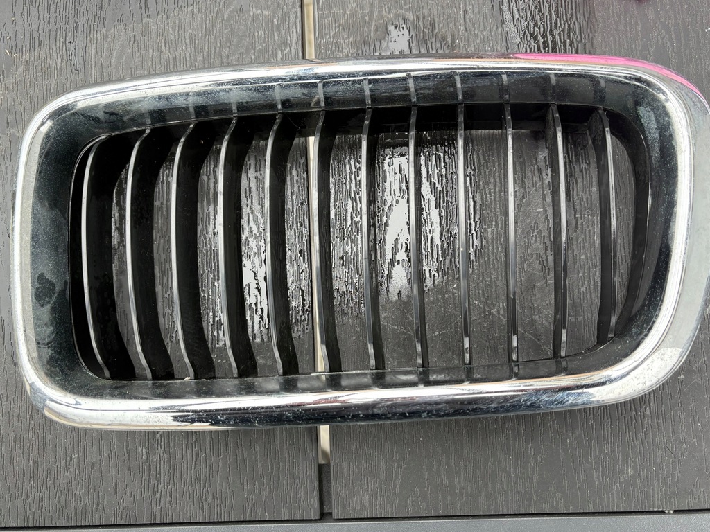 фото №1, Решітка радіатора решітка радіатора bmw 7 e38 ліва оригінал