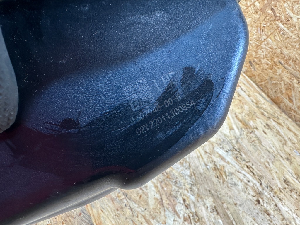фото №8, Бак омивача помпа tesla model y 1607948-00-b 2020-
