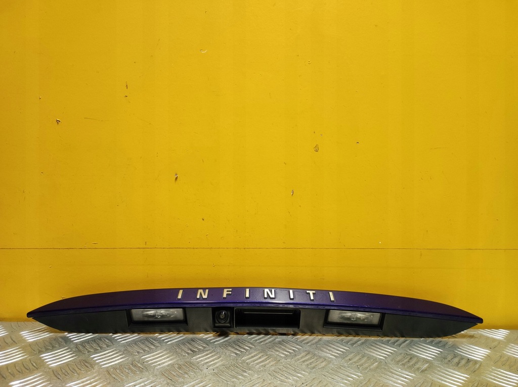 фото №1, Infiniti q30 qx30 15-21 накладка крышки камера задняя