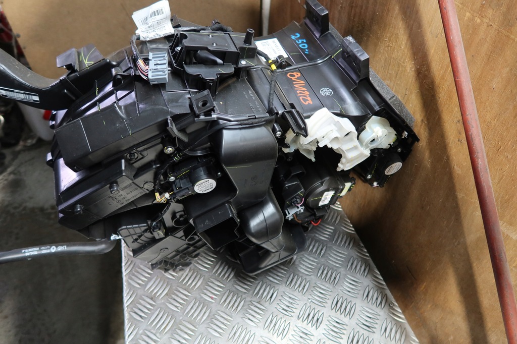 фото №8, Отопитель воздуходувка clio v 272703658r