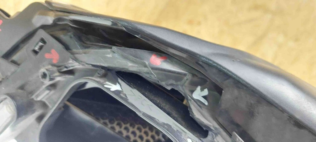 фото №11, Лампа права передня vw arteon 3h7 3g8941082 0.01l дизель 2021