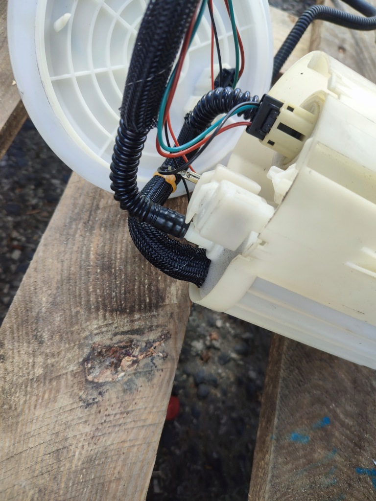 Насос топлива opel astra h z16xep 1.6 13119487 Цена