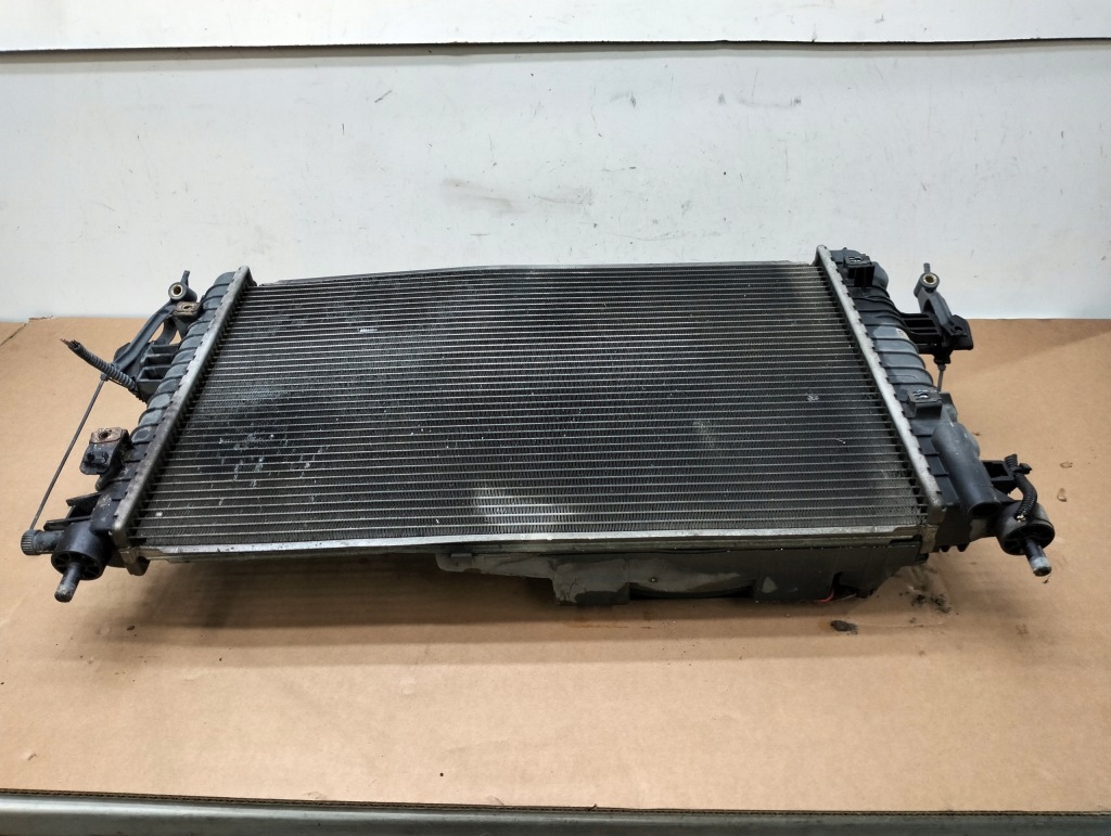 Радиатор воды вентилятор opel astra h 3 3 1.4 1.6 benz рестайлинг Доставка