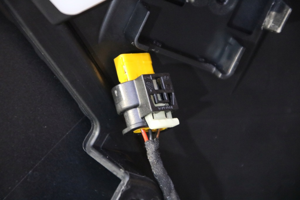 фото №8, Bmw 7 g70 i7 бампер перед передний цвет c64