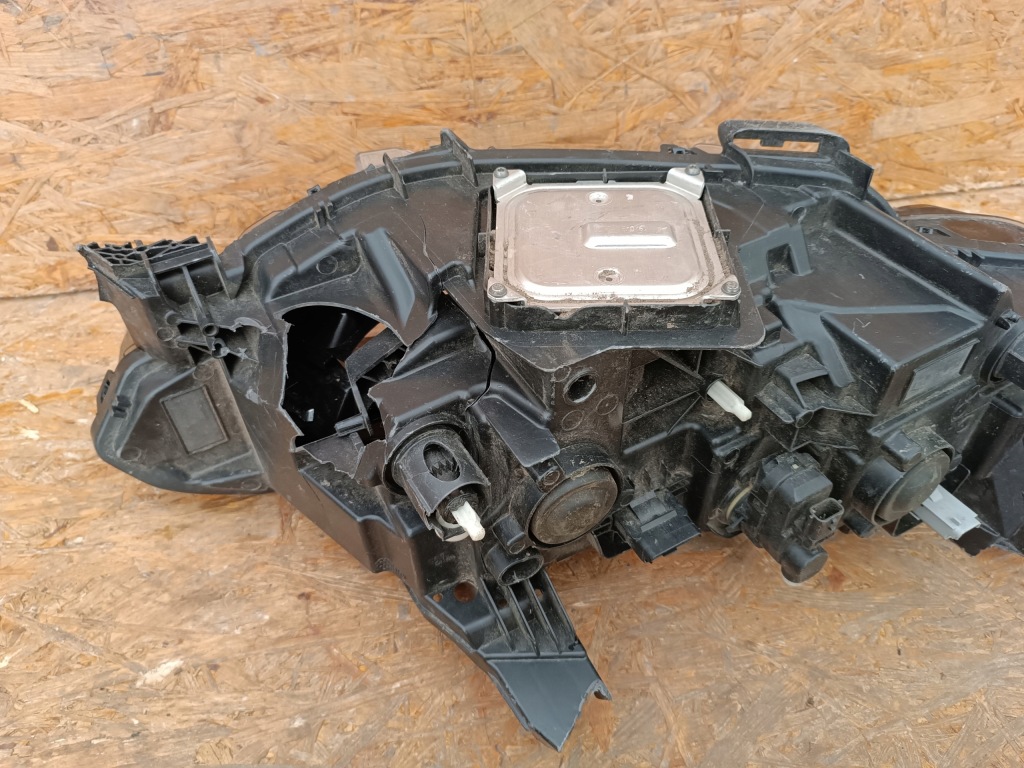 Фара фара лівий перед європа  renault talisman 260602488r Ціна