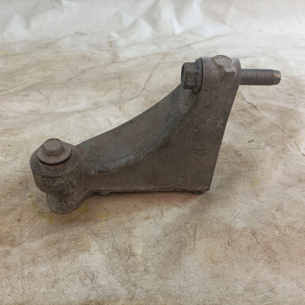 фото №12, Subaru outback 15- подушка кронштейн двигателя usa l/p