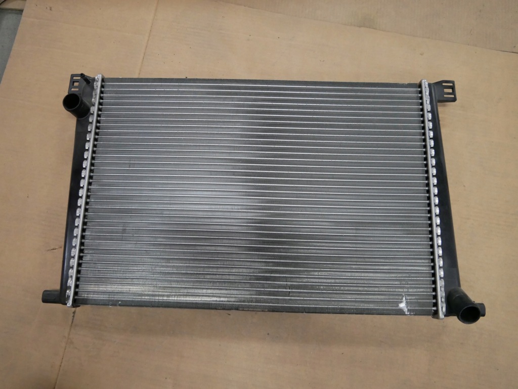 Mini r55 r56 r57 r58 r59 r60 радіатор води як нова niski пробіг 7535099 Ціна