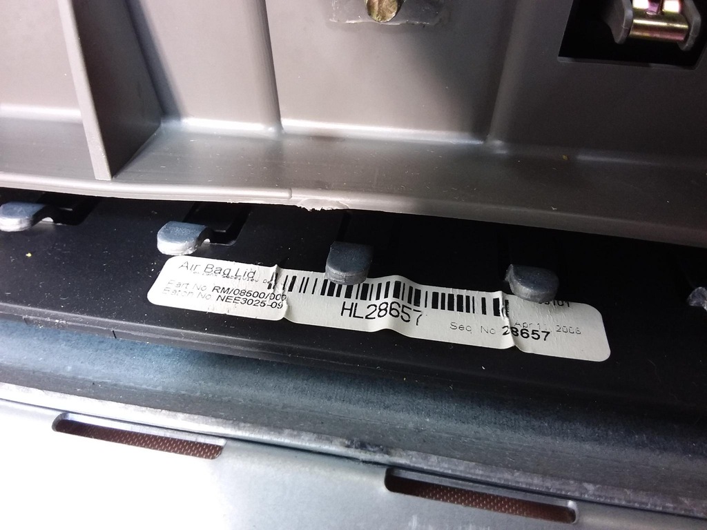 фото №14, Nissan note i e11 приборная панель приборная подушки безопасности ремни