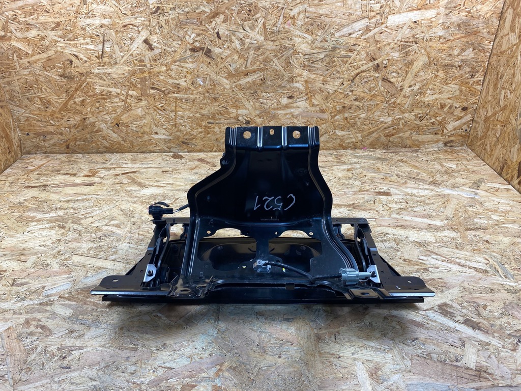 фото №9, Крышка разъём зарядки nissan leaf ii код лакокрасочного покрытия: z11 2017-