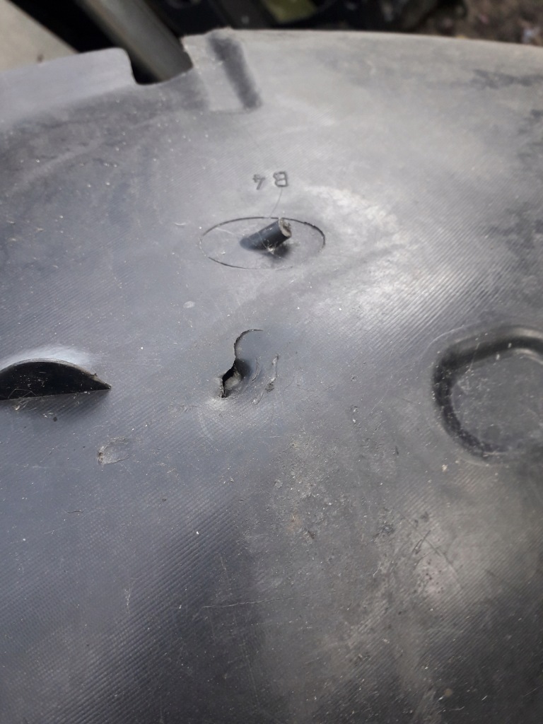 фото №3, Підкрилок праве передні peugeot 308 t7