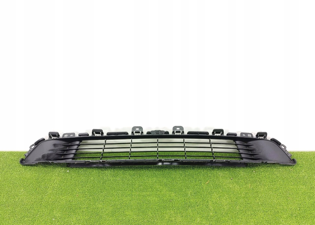 Купити Tesla model y решітка środowa бампера перед передній