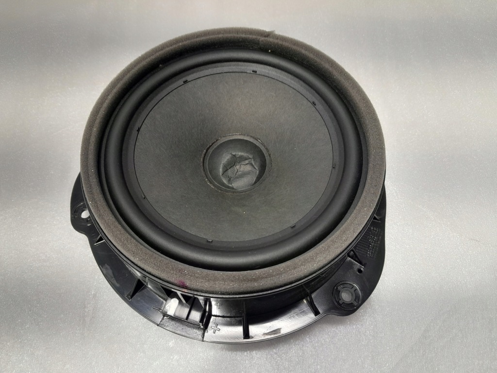 Купить Audi q5 80a динамик дверь bang&olufsen левый правый  задний 80a035411a