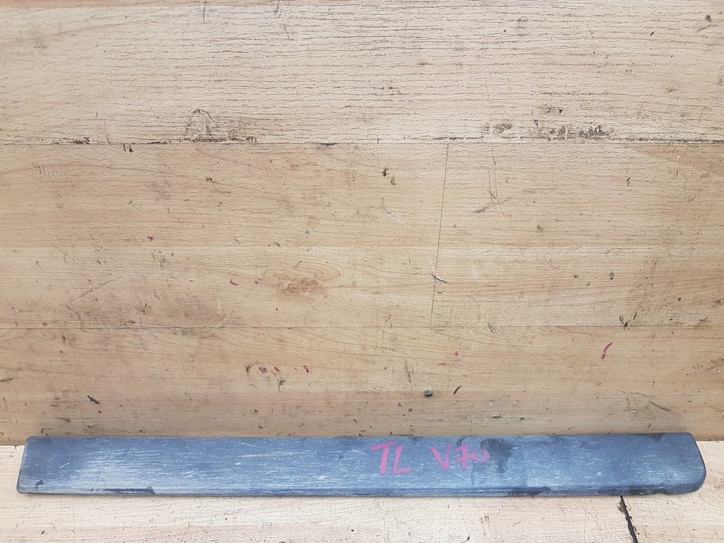 фото №1, Молдинг бічна двері задня ліва volvo v70 ii