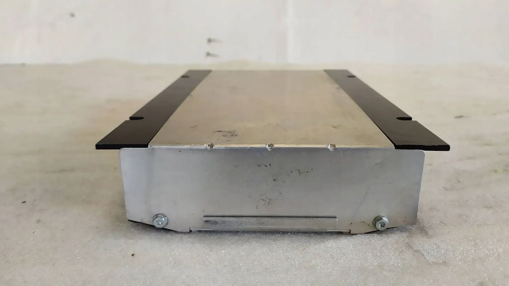 фото №8, Усилитель аудио vw multivan t5