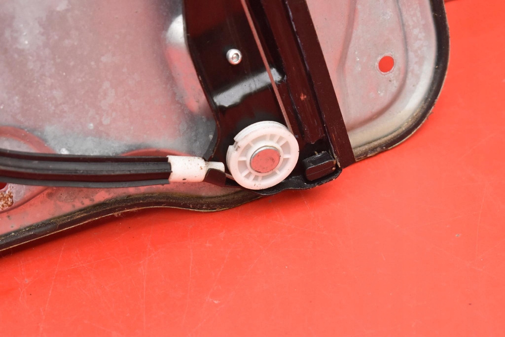 фото №10, Подъемник стекло правый перед eu 6q1959802 skoda fabia 1 i 5d hb 99-04