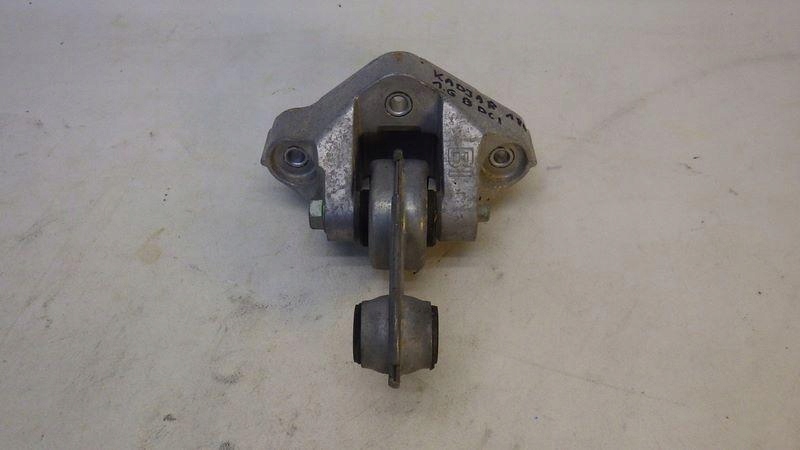 фото №1, Кронштейн подушка двигуна нижня renault kadjar 1.6 dci 038172