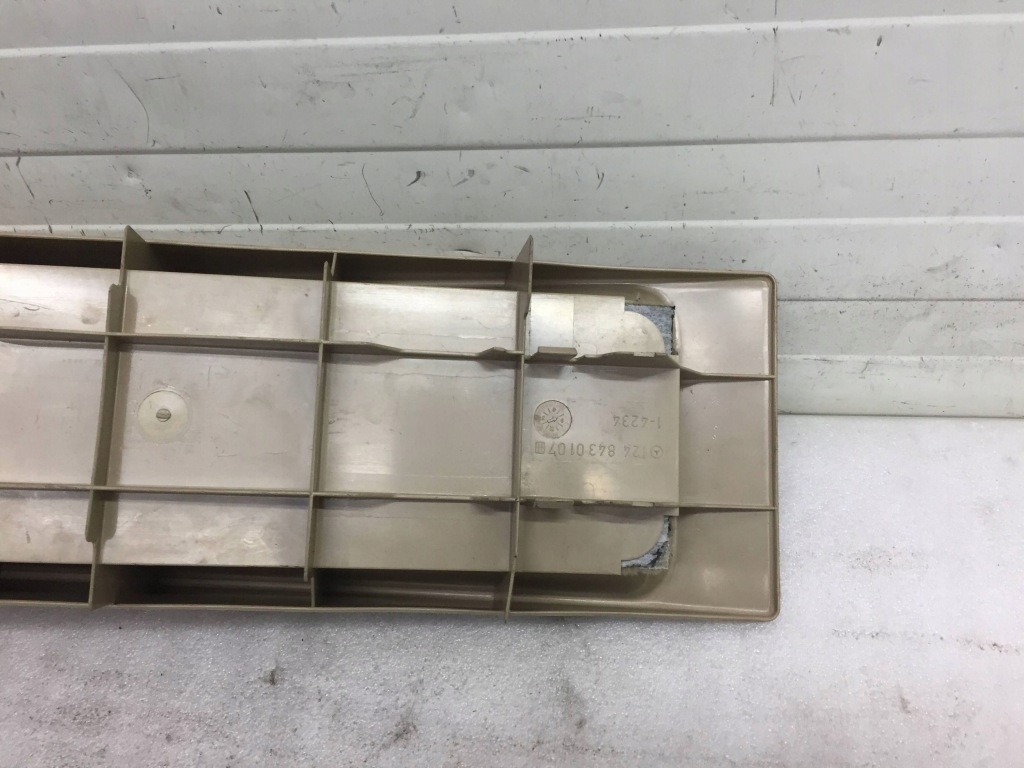 Mercedes e w124 купе тунель сидіння задній a1248430107 Оригінал