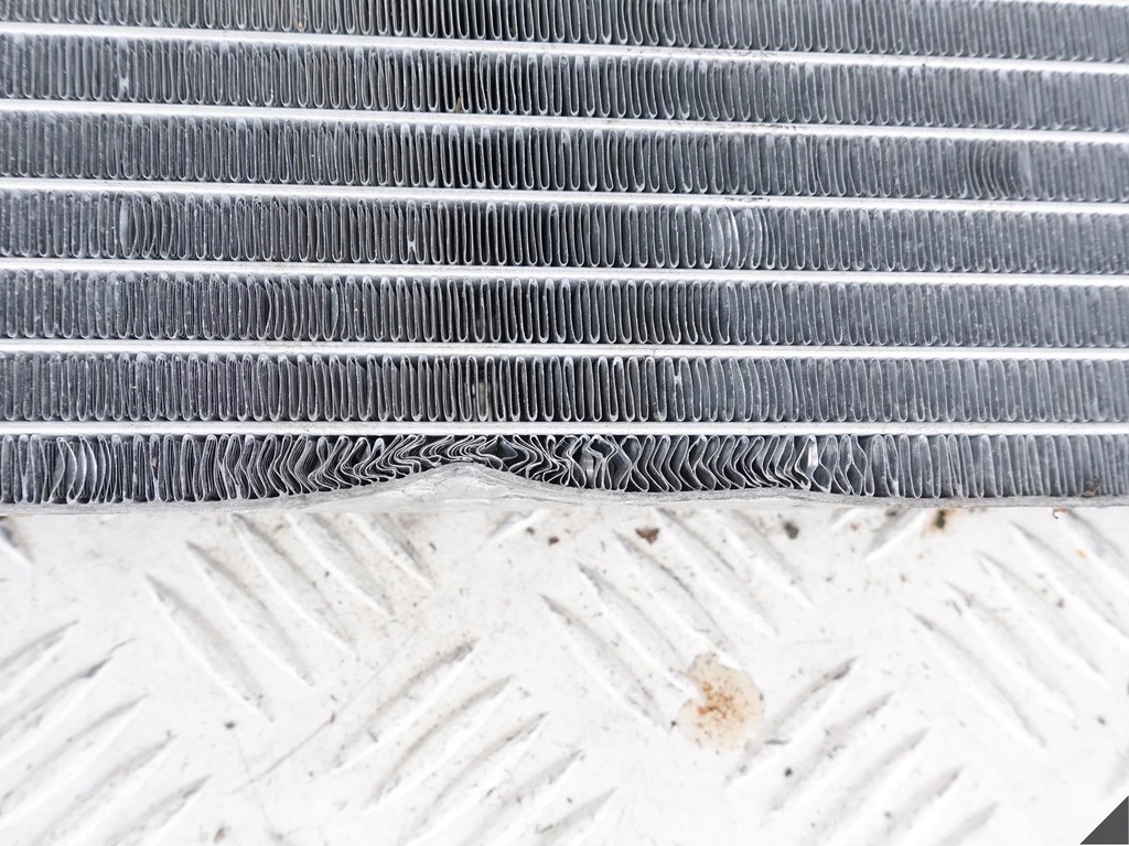 фото №8, Renault master iv 4 20- радіатор wody 214106556r