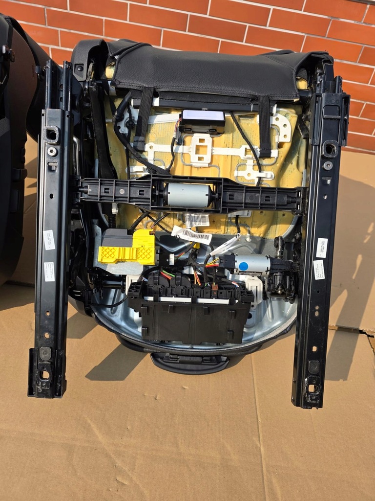 фото №13, Bmw x2 f39 комплект сидінь обшивки super стан czarna шкіра модулі перемикач