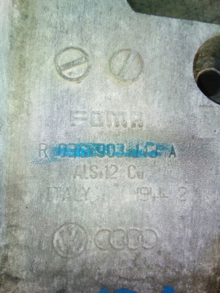 Кронштейн кронштейн 03g903143a audi a3 1.9 tdi Київ