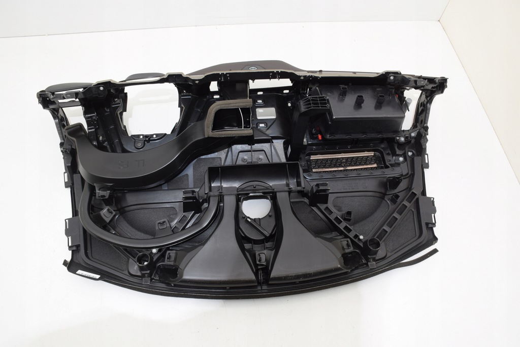 фото №15, Bmw i3 i01 / i01 lci панель приладів приладова консоль панель приладів шкіра dalbergiabraun