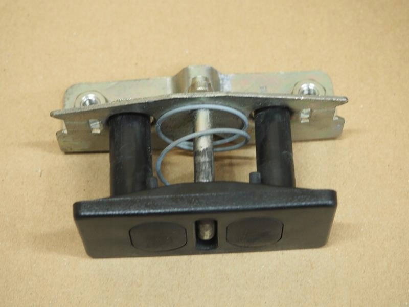 фото №1, Замок засувка кришки багажника citroen c5 iii