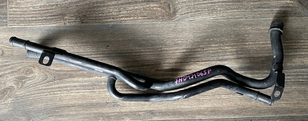 фото №1, Vw t5 multivan wąż водяний труба wody 7h0121065p