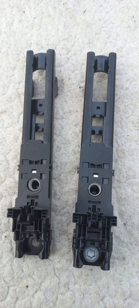 фото №1, Регулювання висоти поперечина повзунок mercedes w204