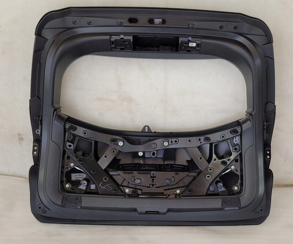 фото №10, Крышка багажника задняя багажника toyota corolla e21 xii kombi