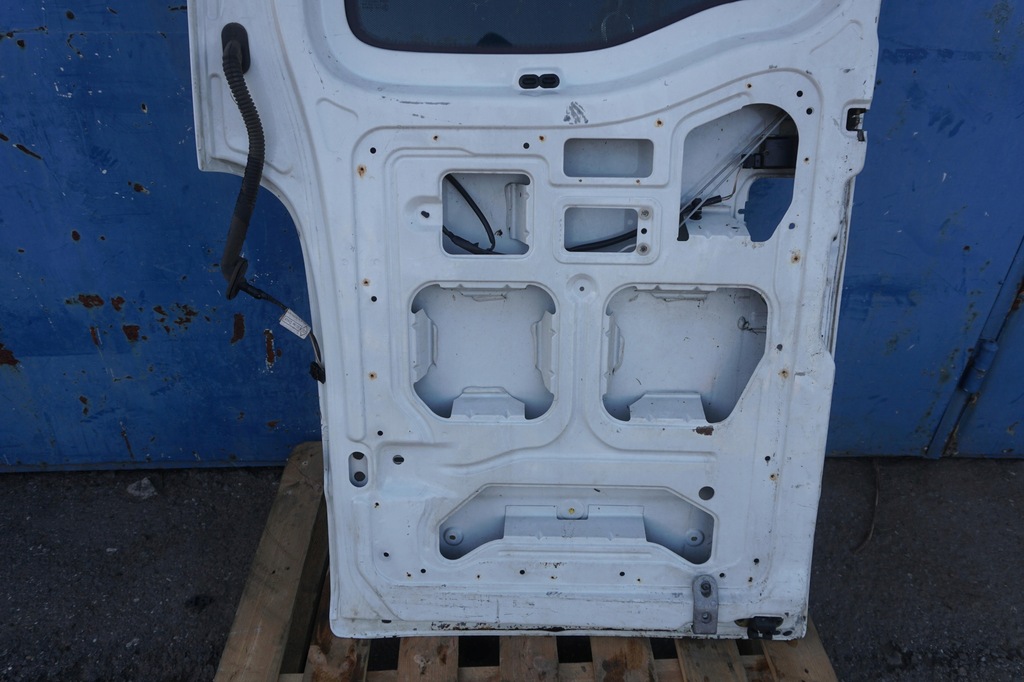 фото №14, Renault master ii фургон двері праве задні скло 2001rok білий