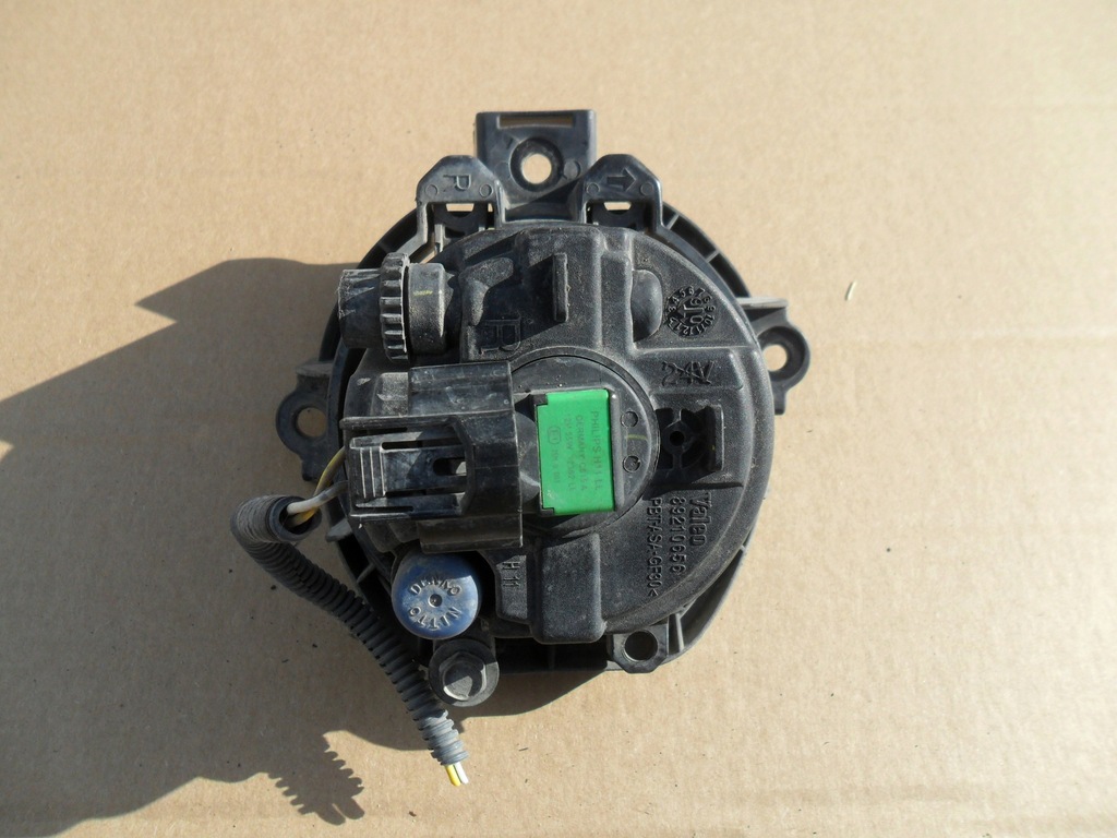 фото №10, Toyota avensis iii t27 противотуманная фара левый 89210656