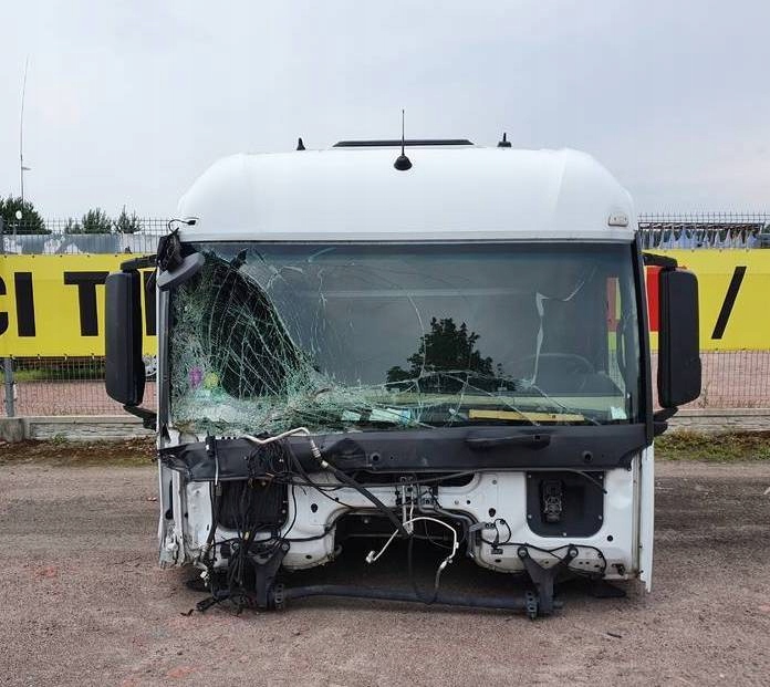 фото №2, Mercedes actros mp4 кабина