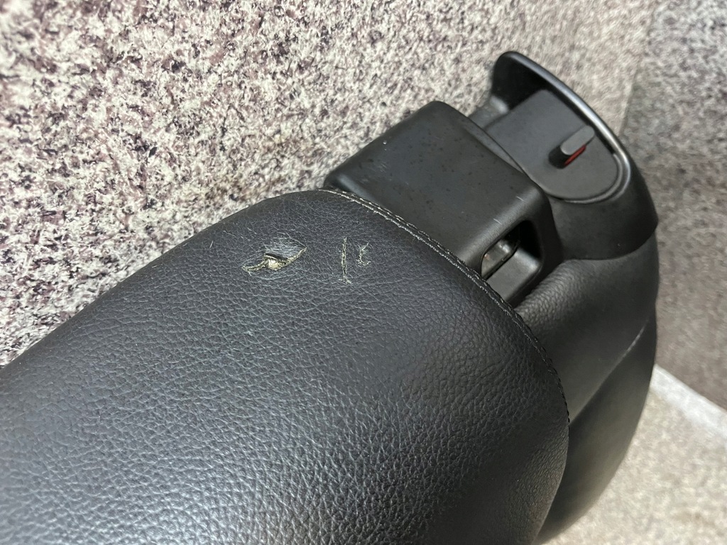 фото №8, Заднє сидіння підлокітник задня шкіра czarna isofix підсклянник mercedes ml w164