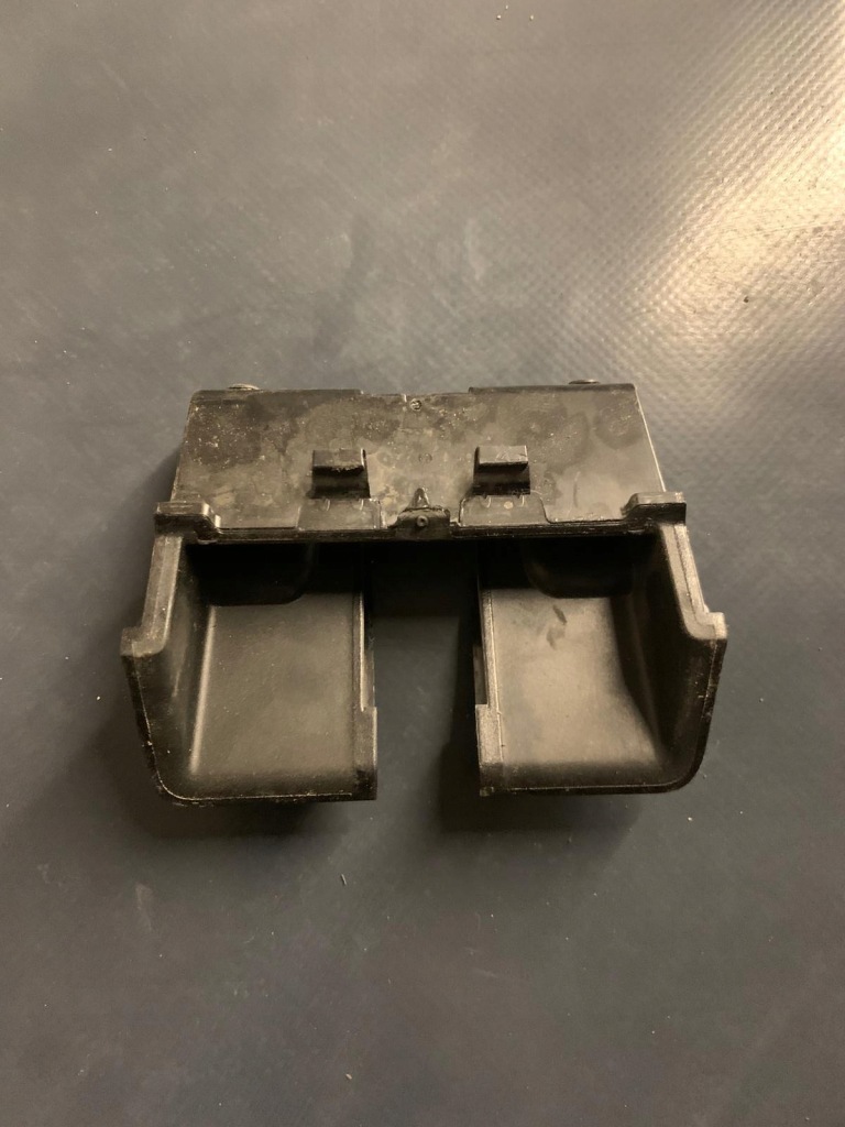 фото №1, Alfa romeo giulia консоль центральна бардачок 156146540