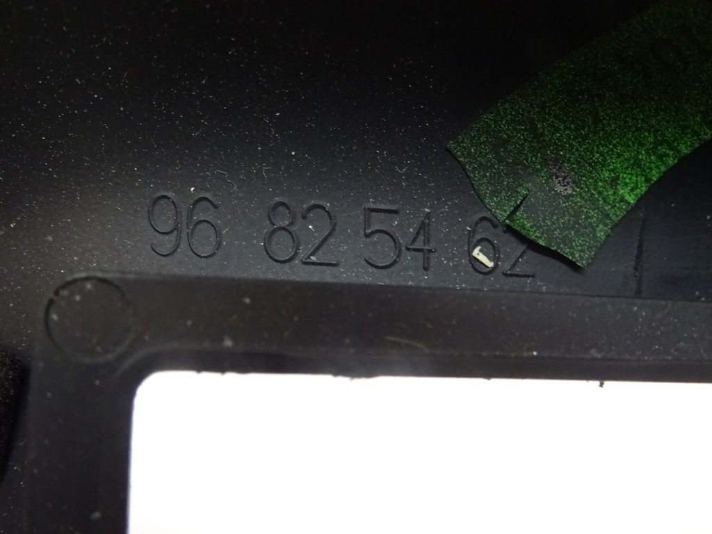 фото №12, C3 picasso рамка корпус радио 96825462