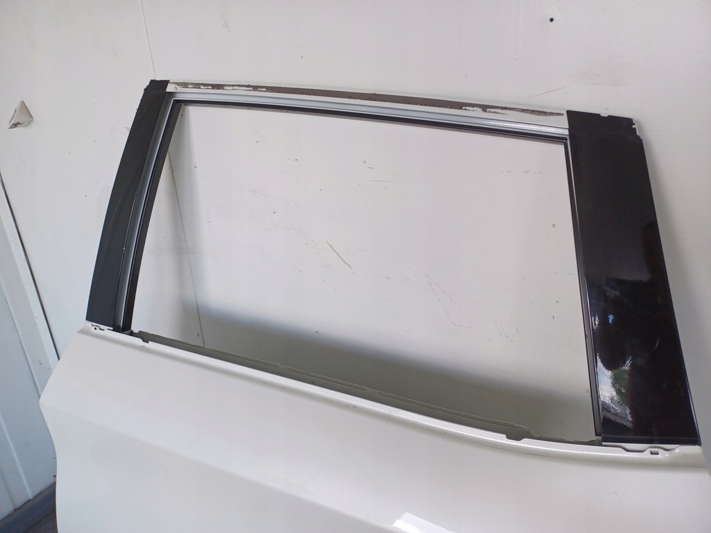 фото №7, Дверь --- nissan murano z52--- задние левая ---