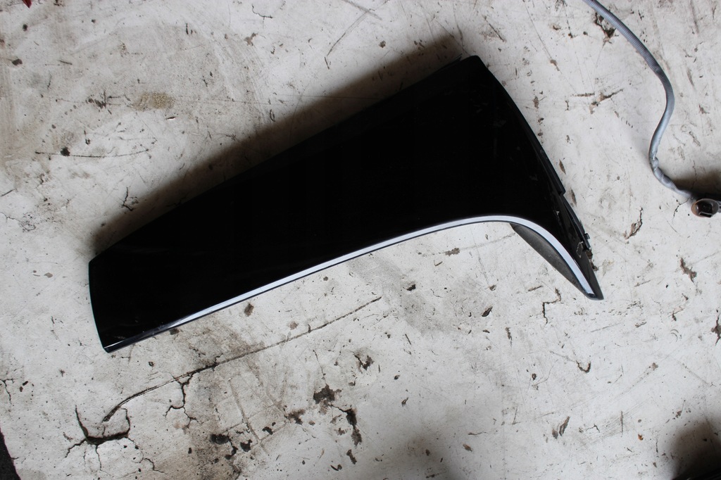 фото №1, Smart forfour ii 2014- a453 уголок крышки защита левая задняя молдинг