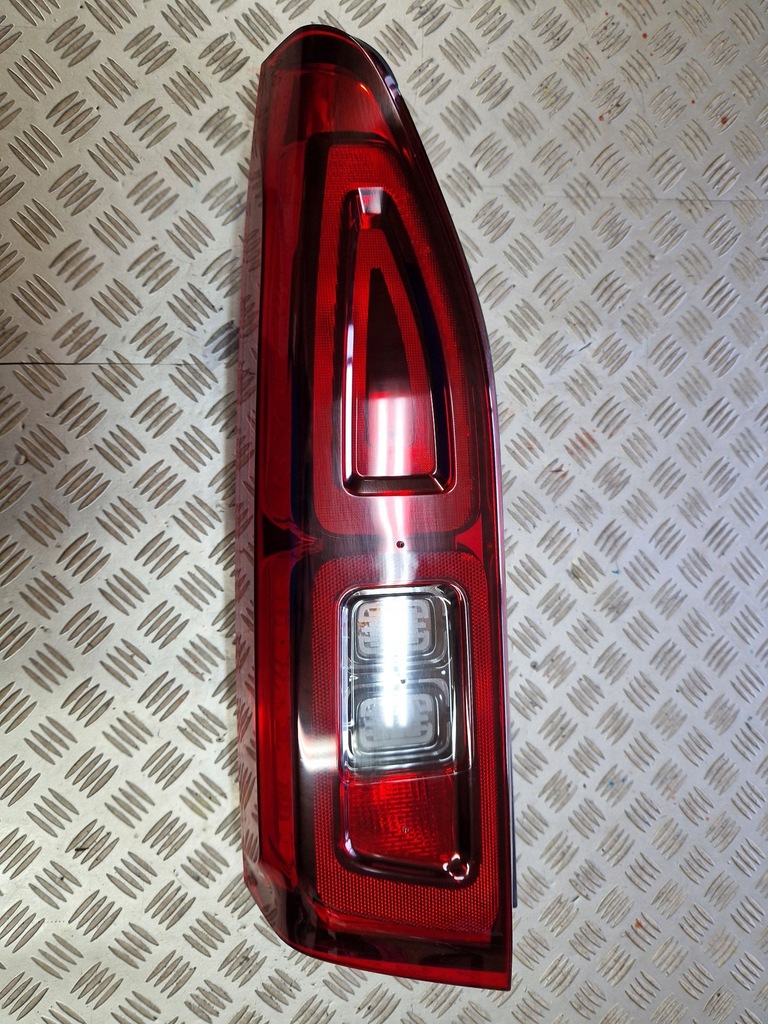 фото №5, Лампа задняя левая citroen berlingo iii iv 2018r-